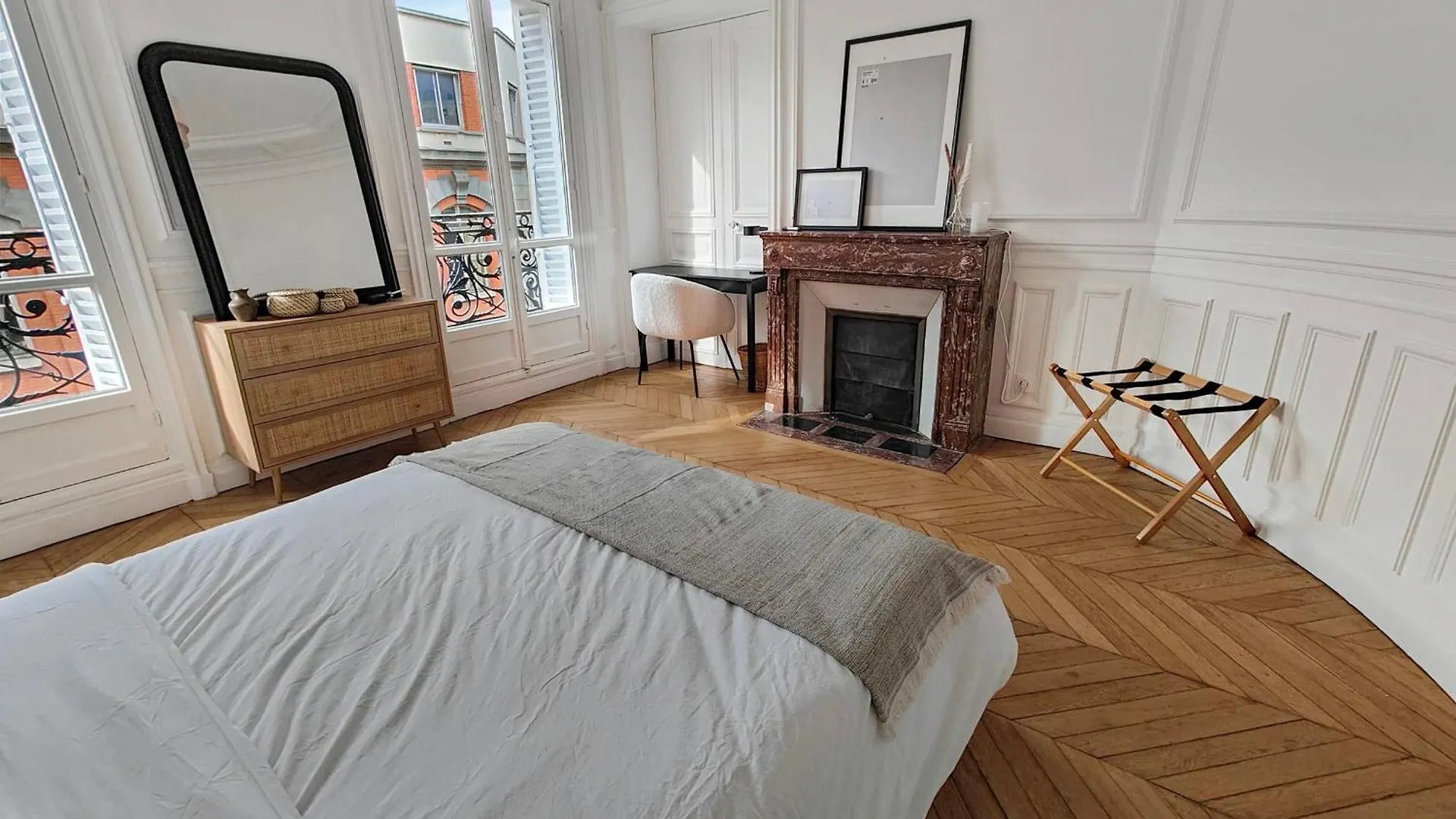 Amazing Refurbished Flat In Paris V Apartment 0*,  France