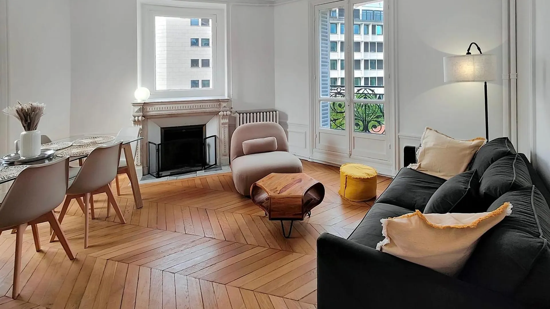 Amazing Refurbished Flat In Paris V location