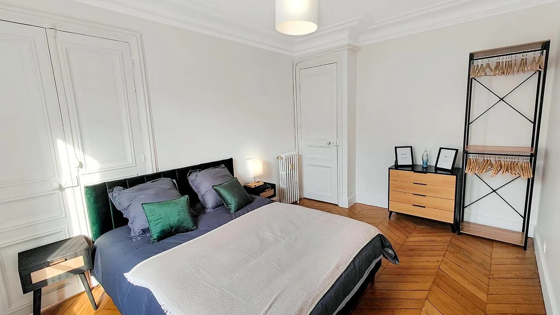 Amazing Refurbished Flat In Paris V Apartment